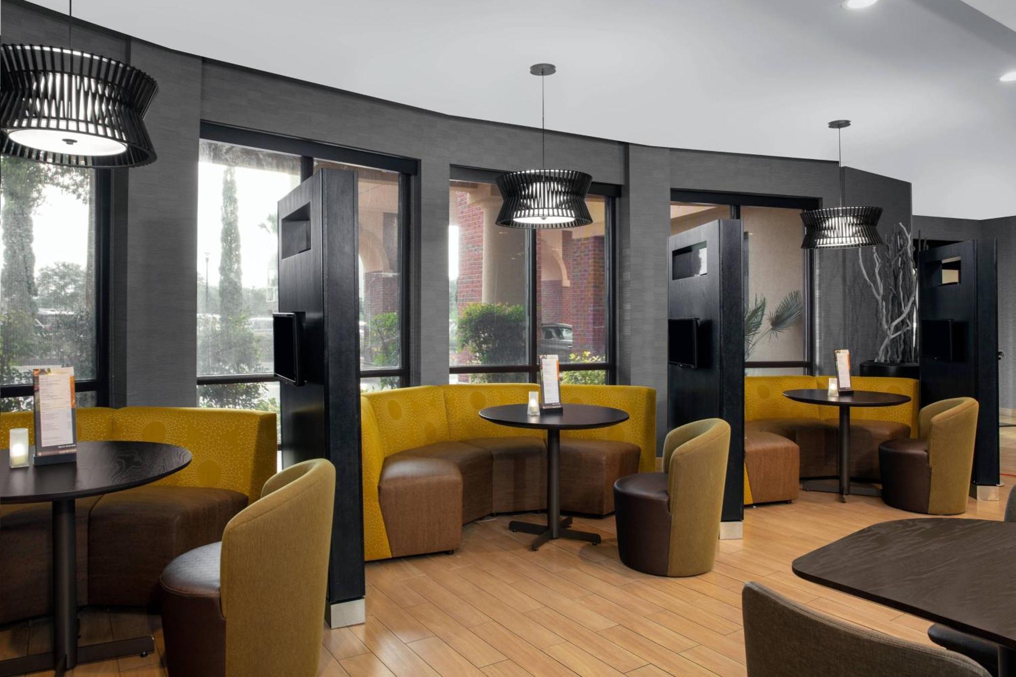 Courtyard By Marriott Jacksonville I-295/East Beltway Εξωτερικό φωτογραφία