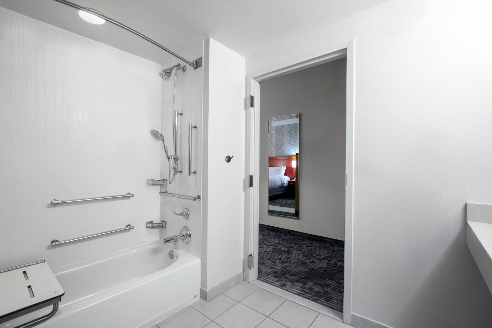 Courtyard By Marriott Jacksonville I-295/East Beltway Εξωτερικό φωτογραφία