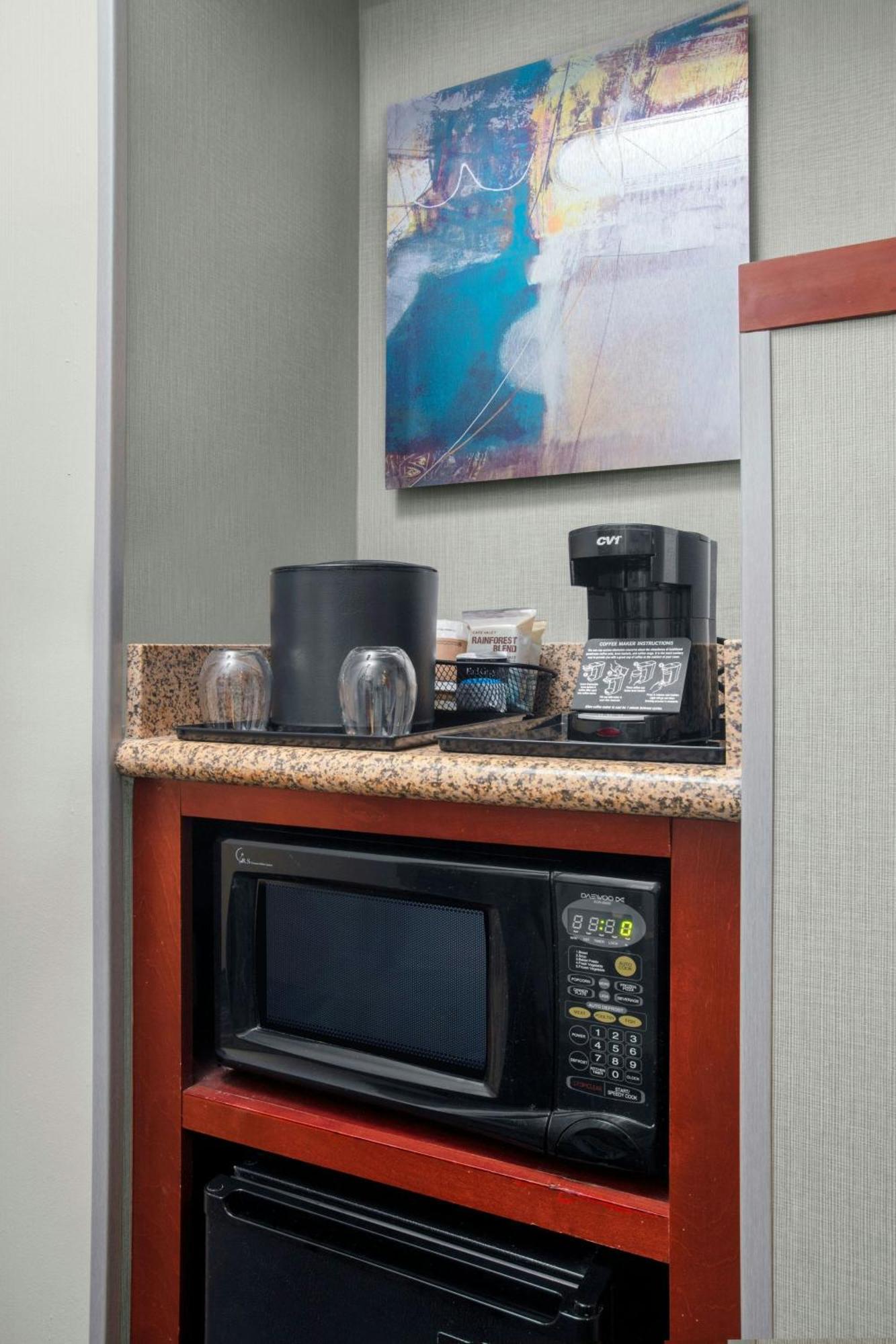 Courtyard By Marriott Jacksonville I-295/East Beltway Εξωτερικό φωτογραφία