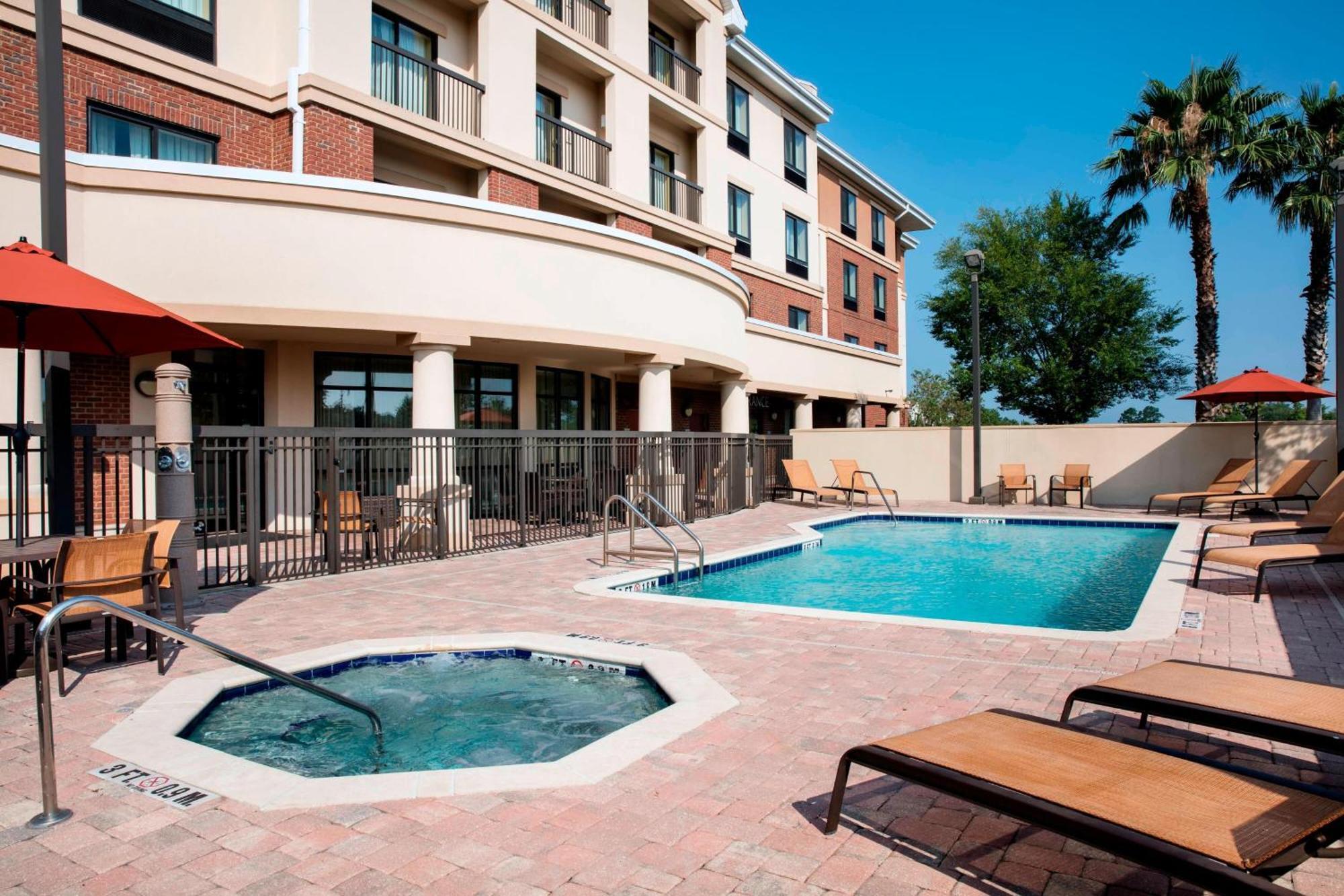 Courtyard By Marriott Jacksonville I-295/East Beltway Εξωτερικό φωτογραφία
