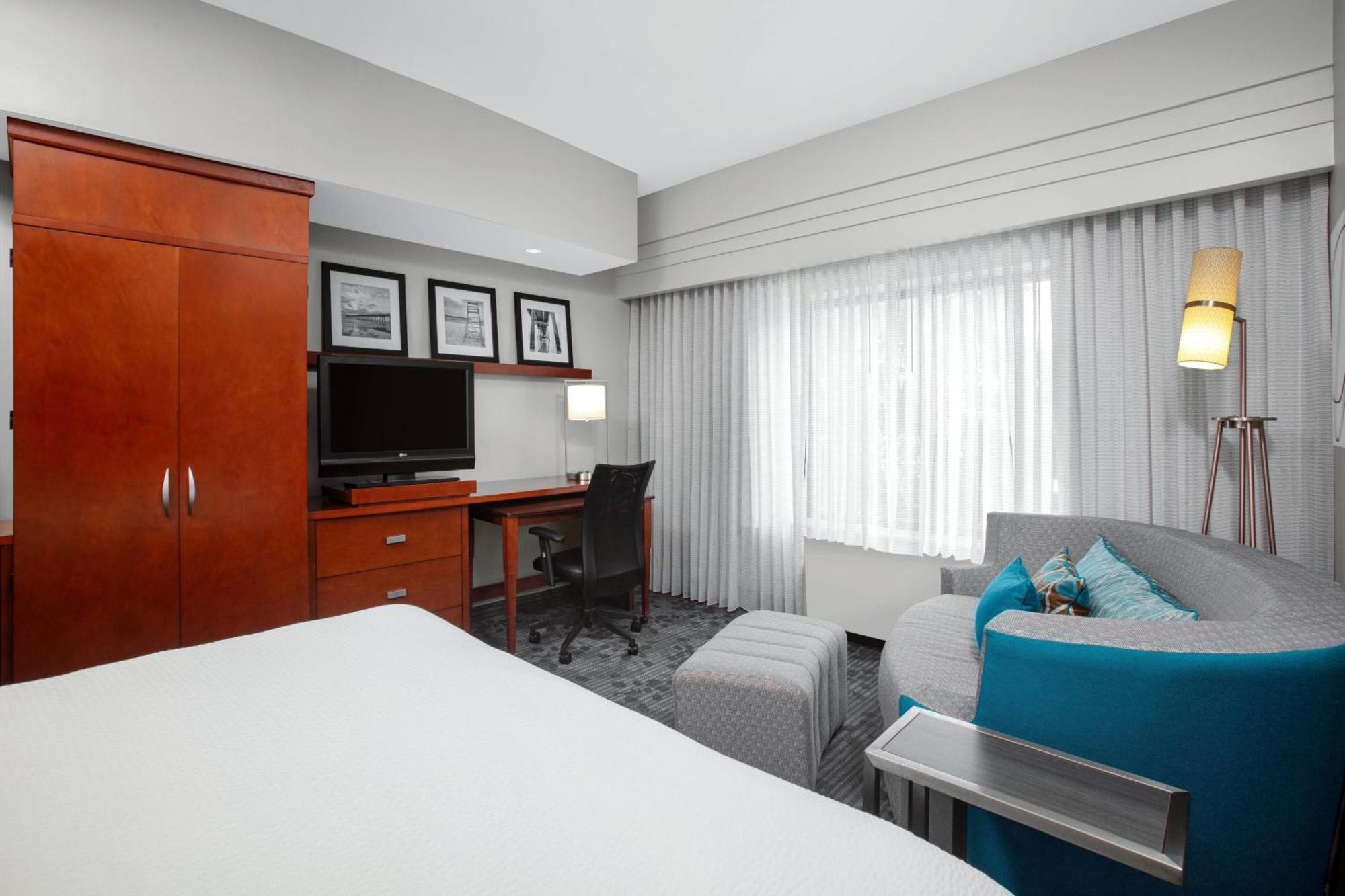 Courtyard By Marriott Jacksonville I-295/East Beltway Εξωτερικό φωτογραφία