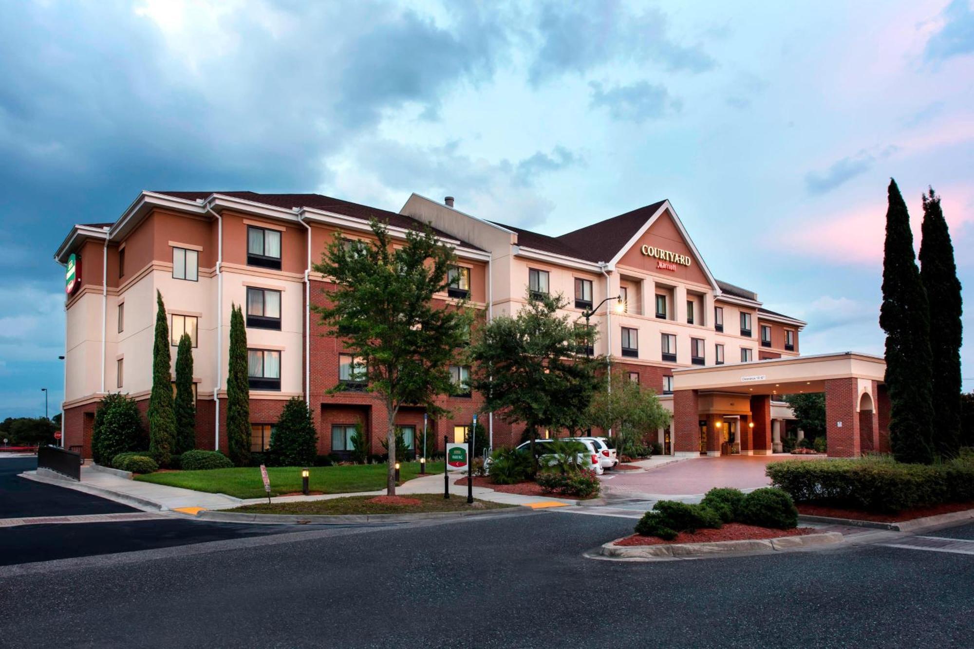 Courtyard By Marriott Jacksonville I-295/East Beltway Εξωτερικό φωτογραφία