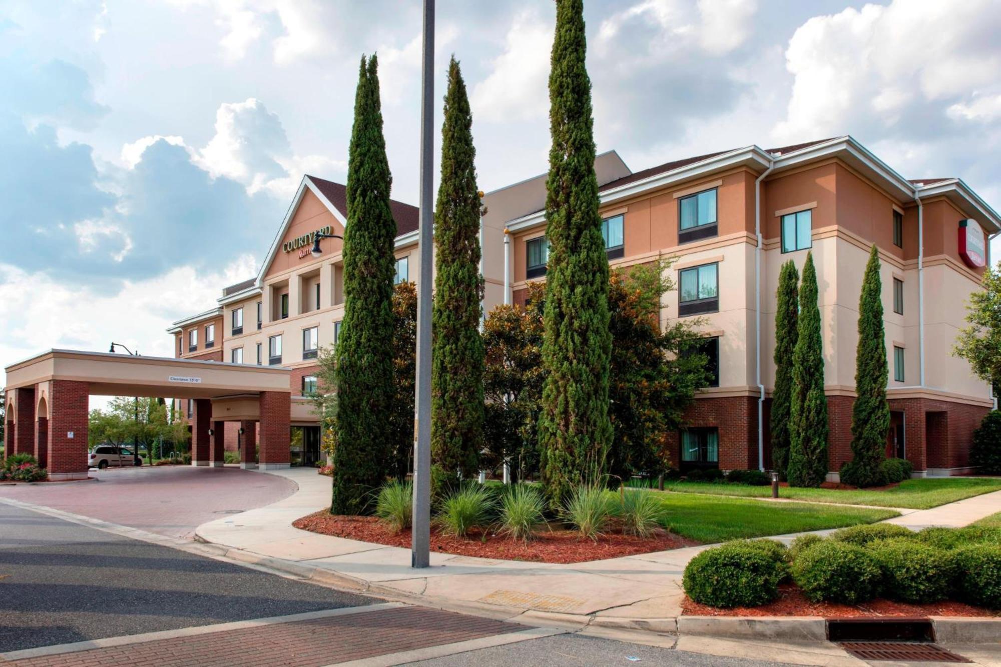 Courtyard By Marriott Jacksonville I-295/East Beltway Εξωτερικό φωτογραφία