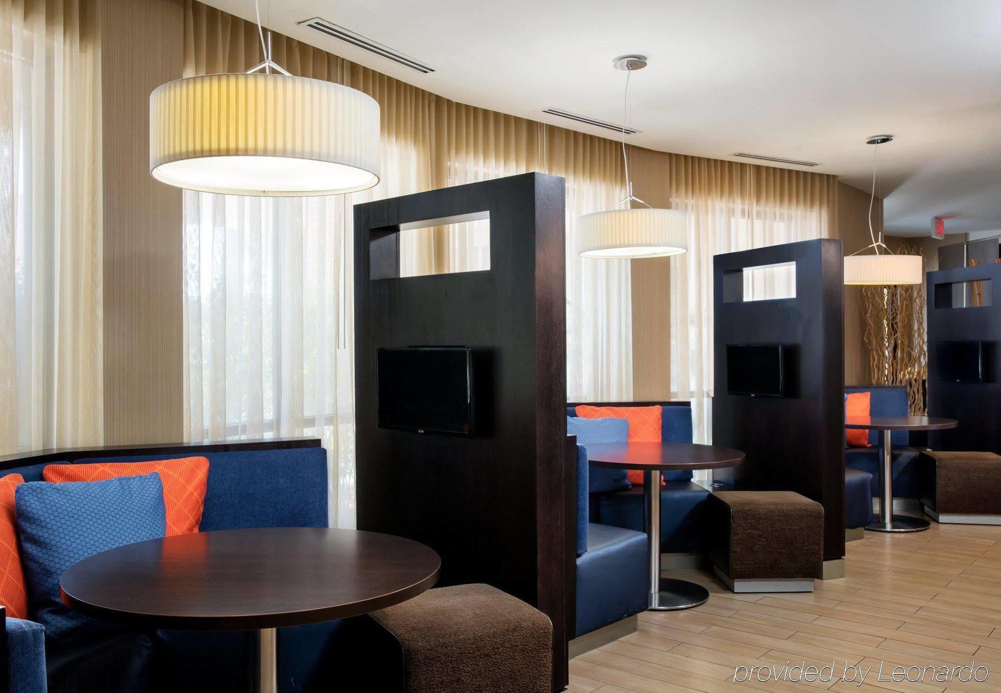 Courtyard By Marriott Jacksonville I-295/East Beltway Εξωτερικό φωτογραφία